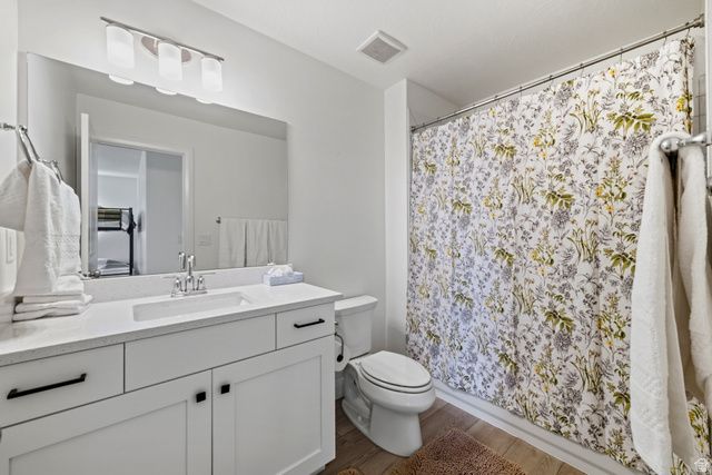 1184 N DORADO ALY, Washington, UT 84780