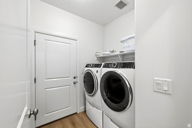 1184 N DORADO ALY, Washington, UT 84780