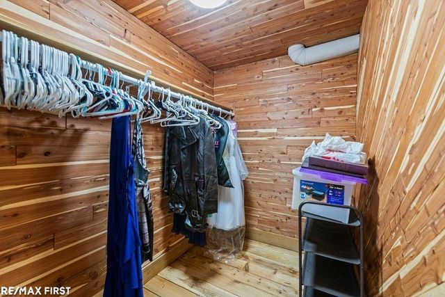 22430 Milner Street, St Clair Shores, MI 48081