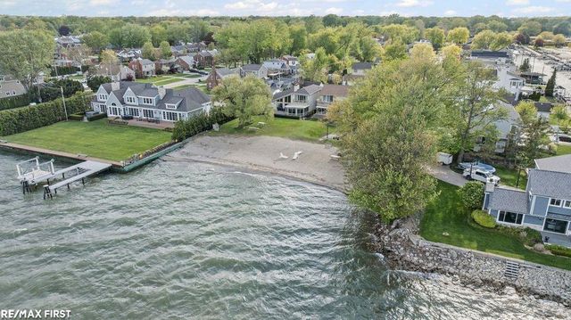 22430 Milner Street, St Clair Shores, MI 48081