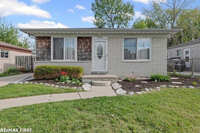 22430 Milner Street, St Clair Shores, MI 48081