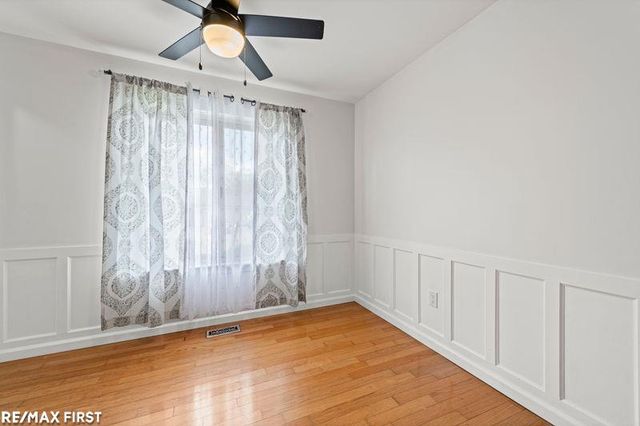 22430 Milner Street, St Clair Shores, MI 48081