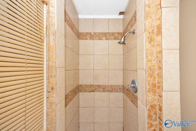 1121 Rolin Hollow Road, Ardmore, TN 38449