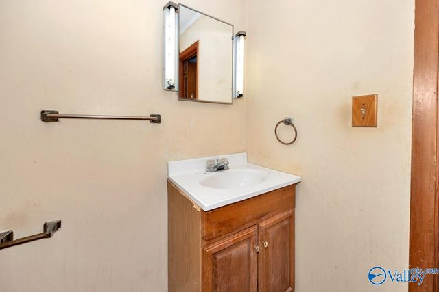 1121 Rolin Hollow Road, Ardmore, TN 38449