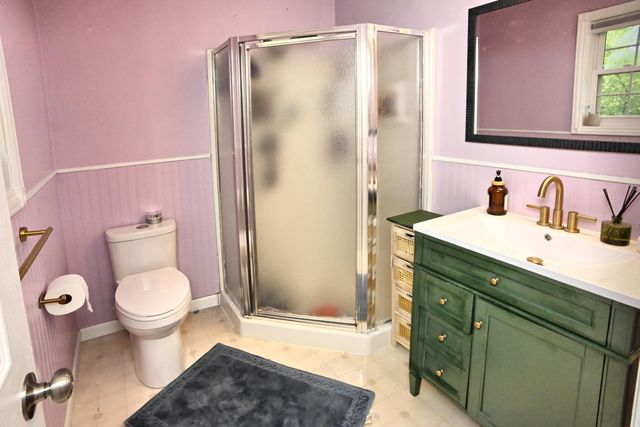 423 Shorewood Court, Valparaiso, IN 46385