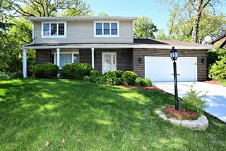 423 Shorewood Court, Valparaiso, IN 46385