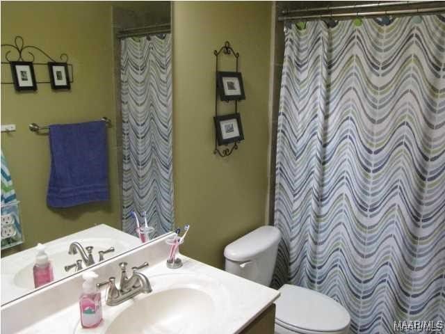 9124 HOUNDSBAY Drive, Montgomery, AL 36117