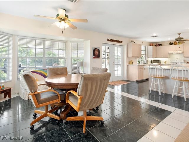 20591 Groveline CT, Estero, FL 33928