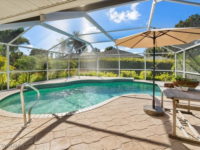 20591 Groveline CT, Estero, FL 33928