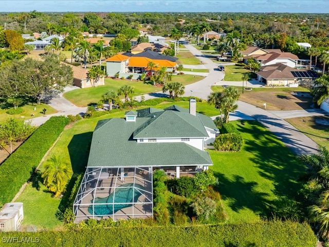 20591 Groveline CT, Estero, FL 33928