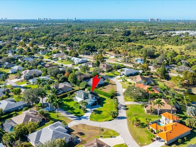 20591 Groveline CT, Estero, FL 33928