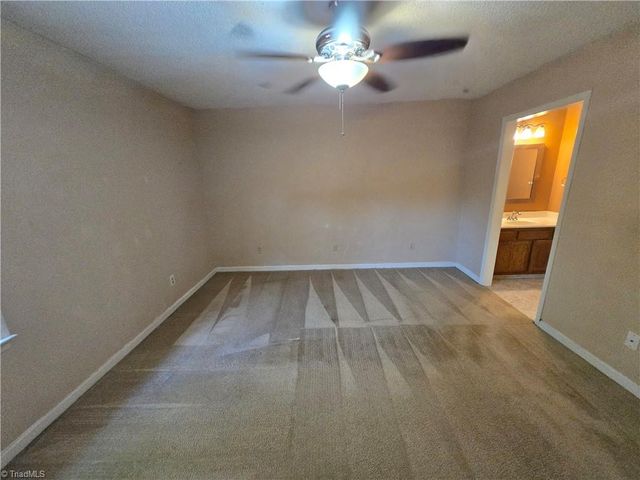 15 Collwood Court, Greensboro, NC 27409