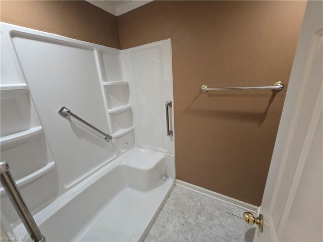 15 Collwood Court, Greensboro, NC 27409