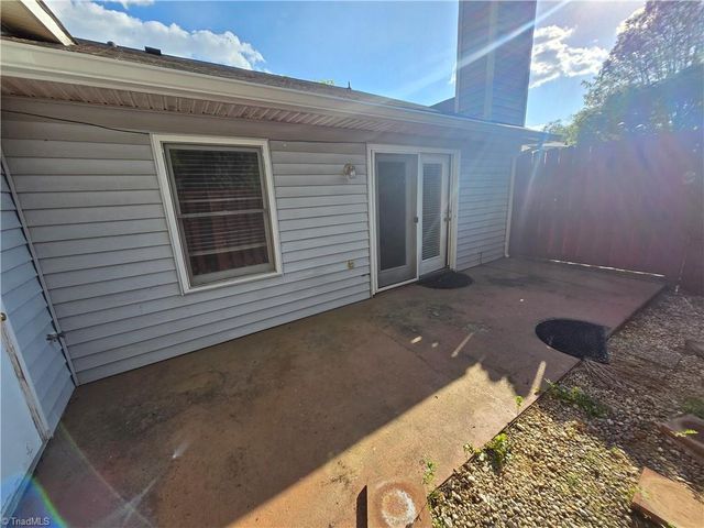 15 Collwood Court, Greensboro, NC 27409