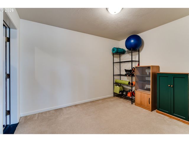 3593 LAWRENCE St, Eugene, OR 97405