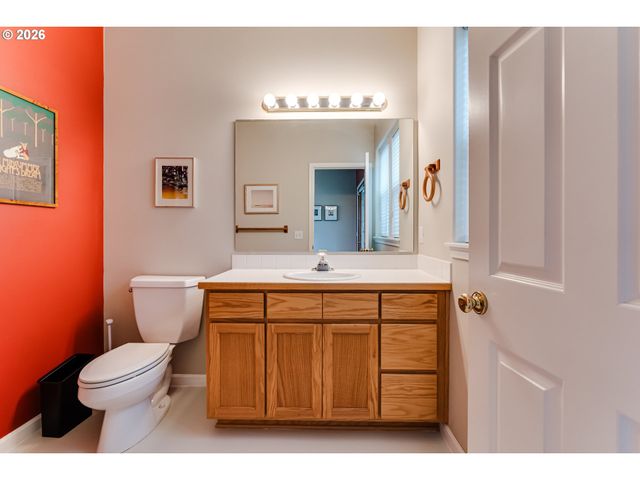 3593 LAWRENCE St, Eugene, OR 97405