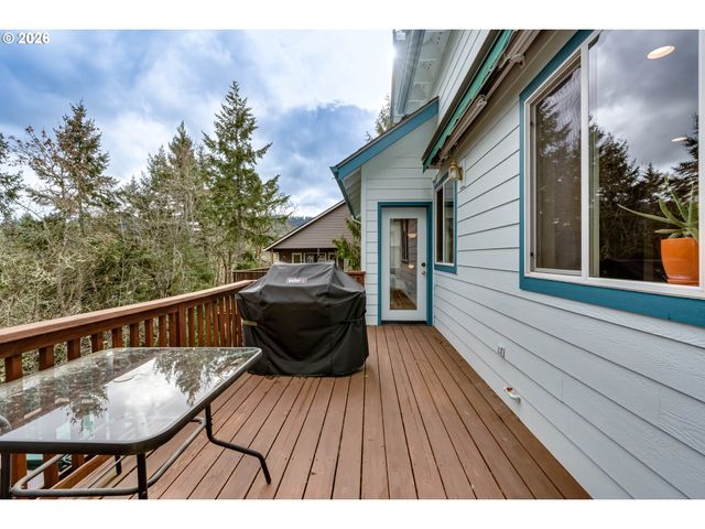 3593 LAWRENCE St, Eugene, OR 97405