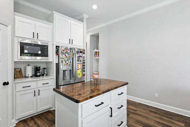 114 Byrom Court, Whitesboro, TX 76273