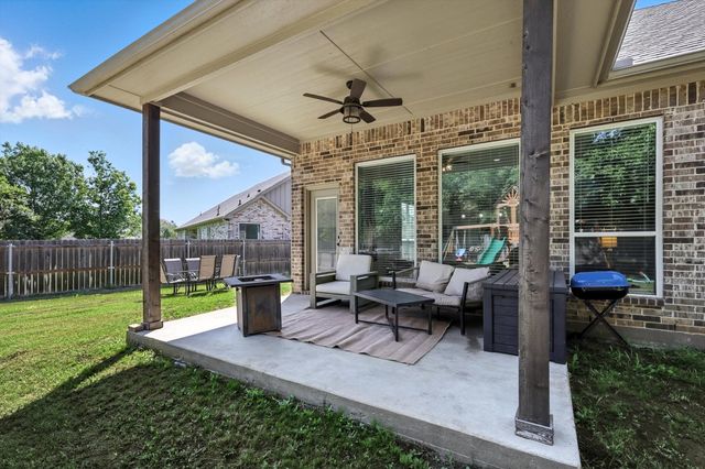 114 Byrom Court, Whitesboro, TX 76273