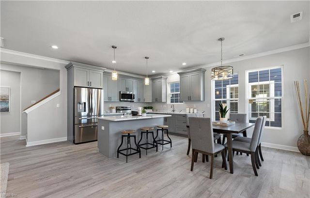 220 W 27th ST, Norfolk, VA 23517