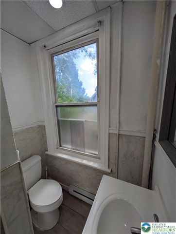 729 East 4th Street Apt 2, Bethlehem City, PA 18015
