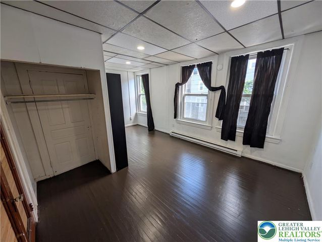 729 East 4th Street Apt 2, Bethlehem City, PA 18015