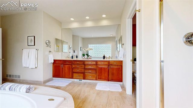 6480 Willow Broom Trail, Littleton, CO 80125