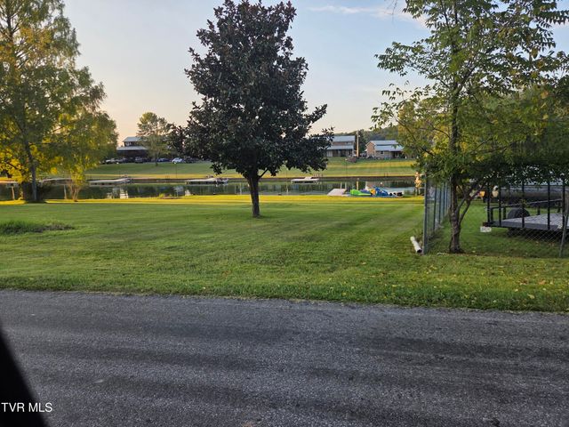 132 Geraldine Street, Gray, TN 37615