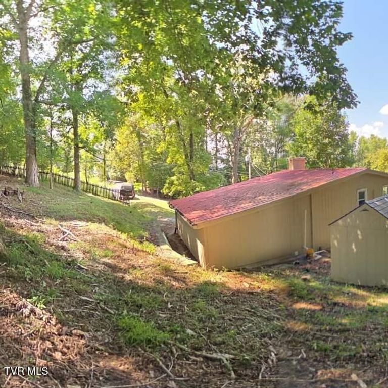 132 Geraldine Street, Gray, TN 37615