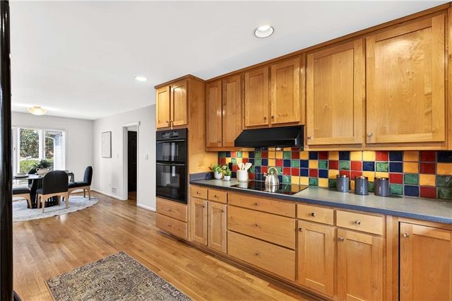 5209 Pine Bark Lane, Atlanta, GA 30338