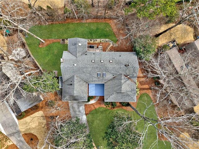 5209 Pine Bark Lane, Atlanta, GA 30338