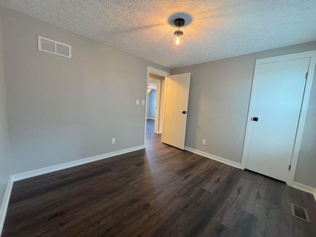 2113 Smokymill Road, Dublin, OH 43016