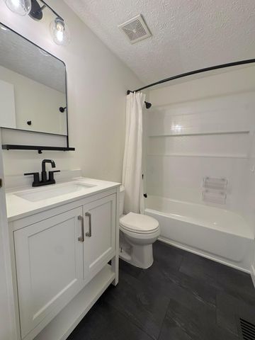 2113 Smokymill Road, Dublin, OH 43016