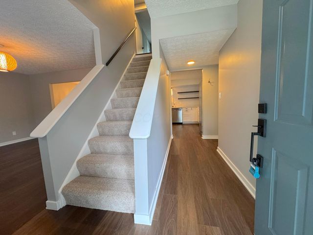 2113 Smokymill Road, Dublin, OH 43016