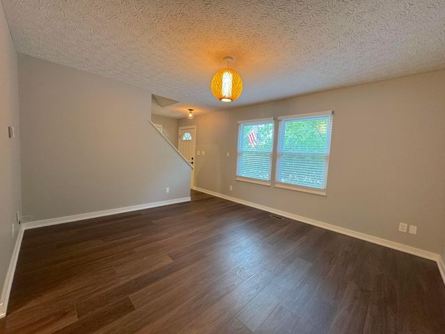 2113 Smokymill Road, Dublin, OH 43016
