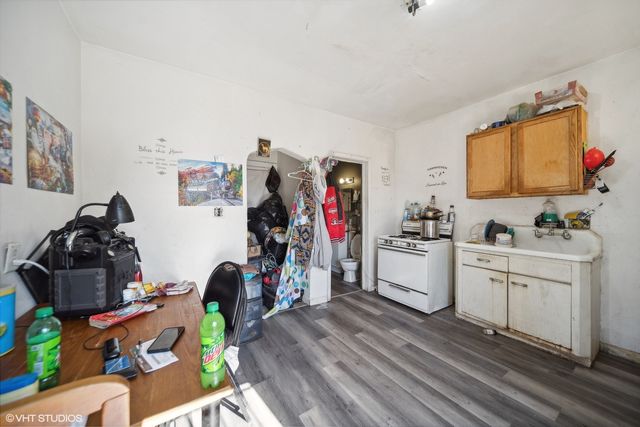 7505 S Emerald Avenue, Chicago, IL 60620
