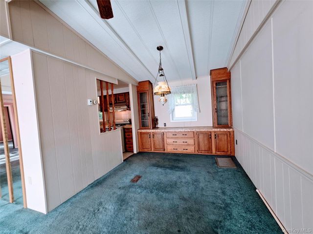 35 Perry Road, Hyde Park, NY 12538