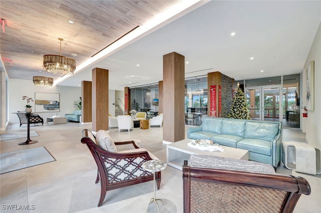 260 Seaview CT 1210, Marco Island, FL 34145