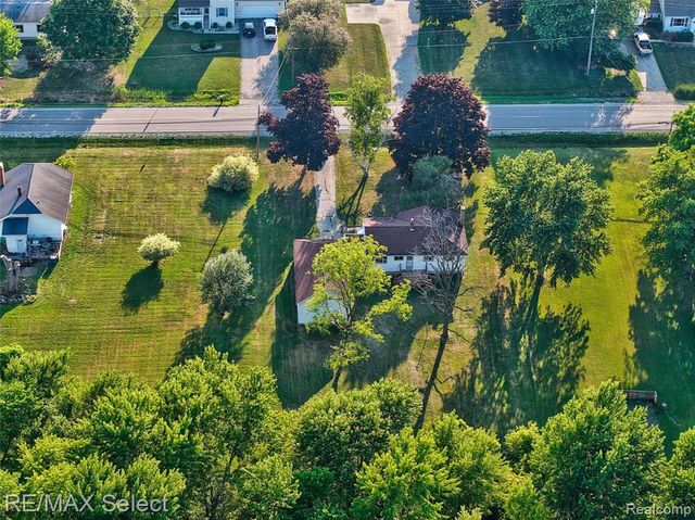 7449 Jennings Road, Swartz Creek, MI 48473