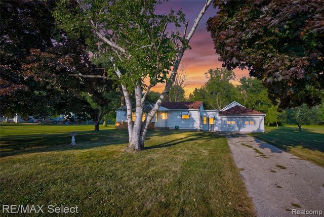 7449 Jennings Road, Swartz Creek, MI 48473
