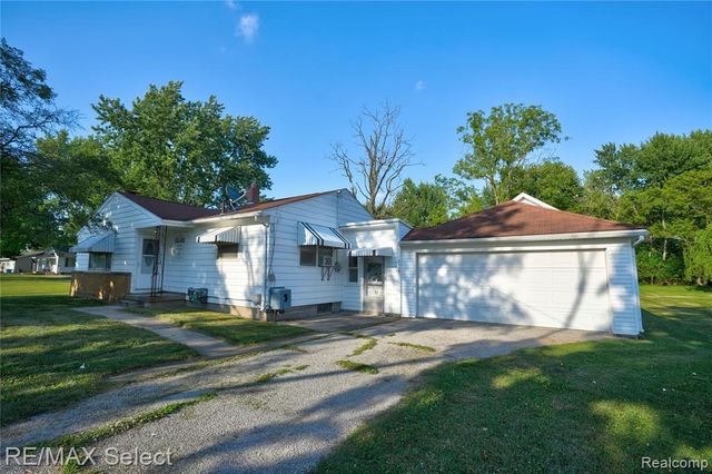 7449 Jennings Road, Swartz Creek, MI 48473