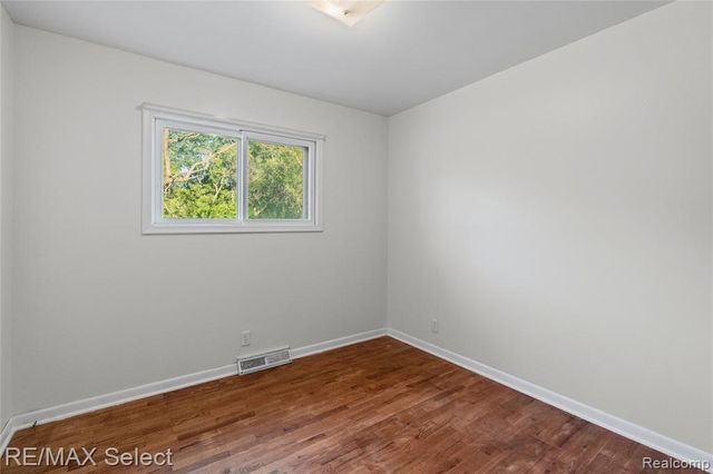 7449 Jennings Road, Swartz Creek, MI 48473