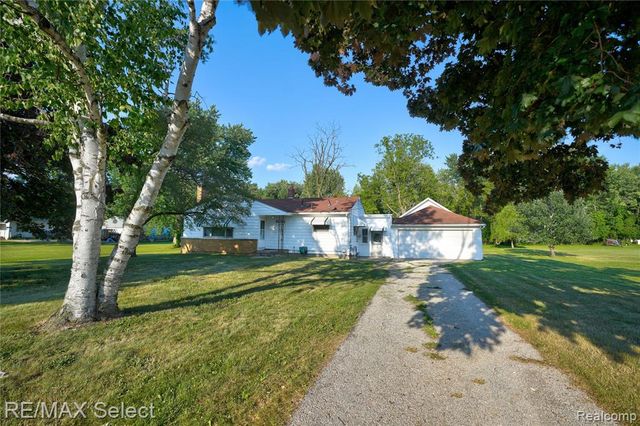 7449 Jennings Road, Swartz Creek, MI 48473
