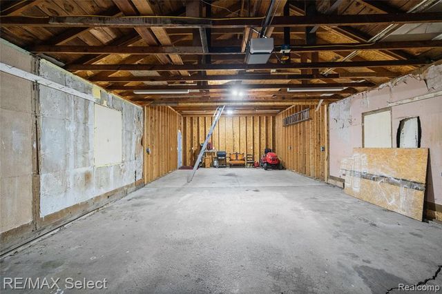 7449 Jennings Road, Swartz Creek, MI 48473