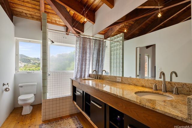 8 Prospect Street, Honolulu, HI 96813