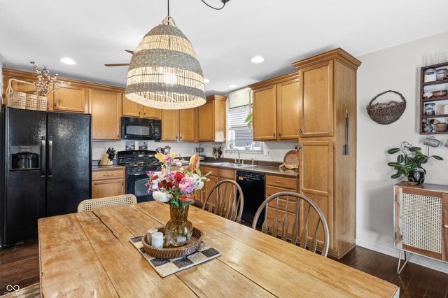 12615 Old Pond Road, Noblesville, IN 46060