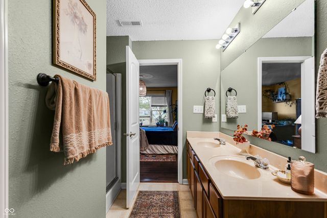 12615 Old Pond Road, Noblesville, IN 46060