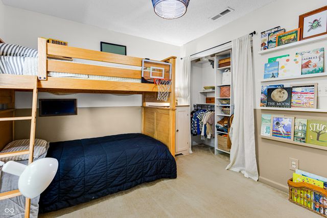 12615 Old Pond Road, Noblesville, IN 46060