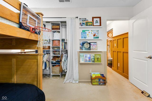 12615 Old Pond Road, Noblesville, IN 46060