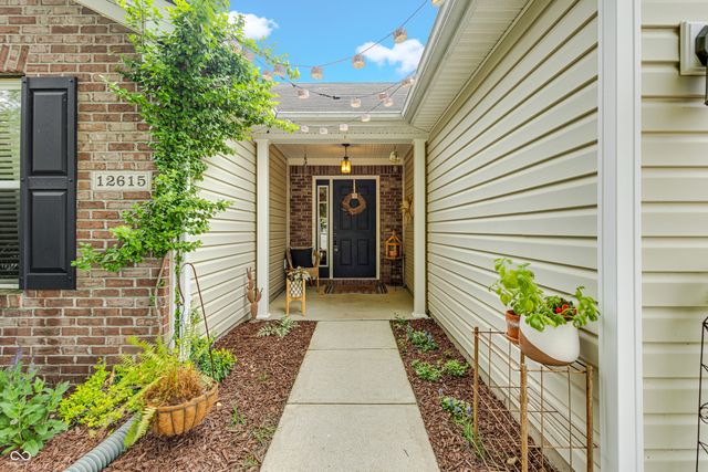 12615 Old Pond Road, Noblesville, IN 46060